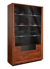 Vitrine "Lopar" 01, Farbe: Nuss / Schwarz, teilmassiv - Abmessungen: 196 x 121 x 43 cm (H x B x T)